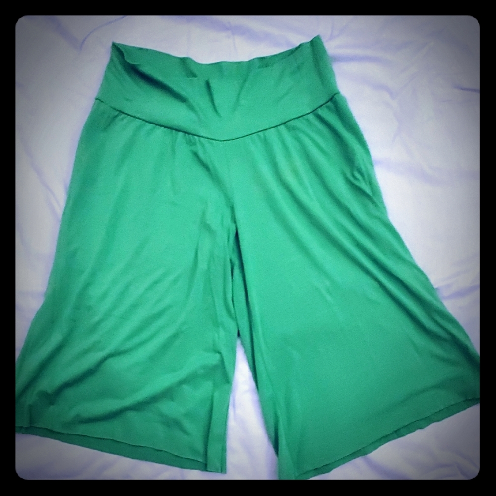 Green culottes